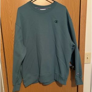 Turquoise champion pull over